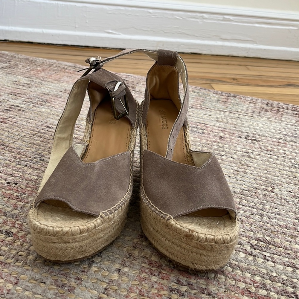 Soludos 7.5 barely worn